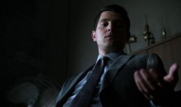 哥谭第一季在线观看,罪恶都市的黑暗序章